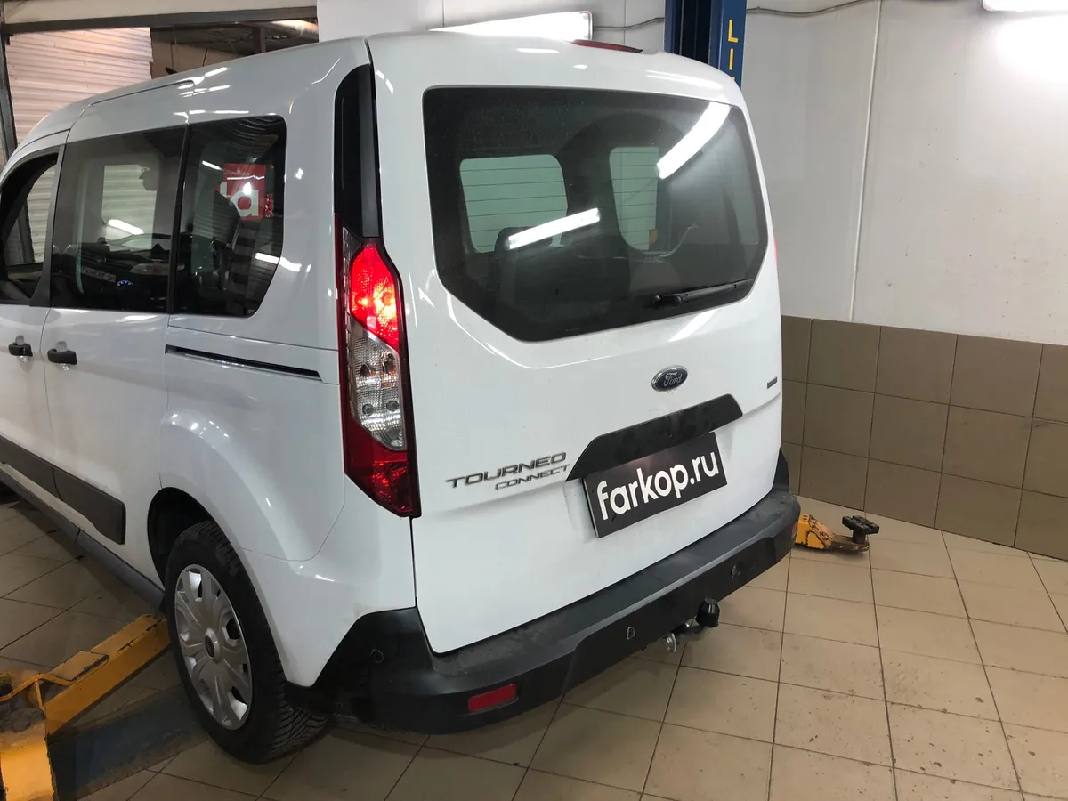 Фаркоп Galia для Ford Tourneo Connect 2014-2022 F129A в Казань