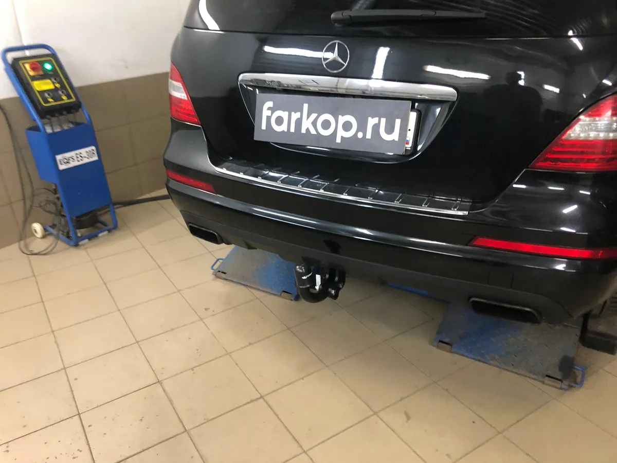 Фаркоп Steinhof для Mercedes R-class 2006-2017 Арт. M-146 M-146 в Казань Фаркоп Steinhof для Mercedes R-class 2006-2017 Арт. M-146 M-146 в Казань
