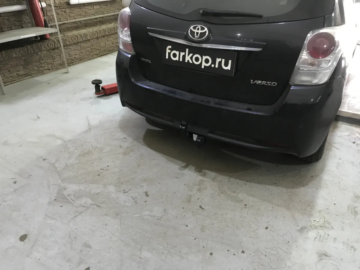 Фаркоп Oris для Toyota Verso 2012-2018 3069-A в Казань