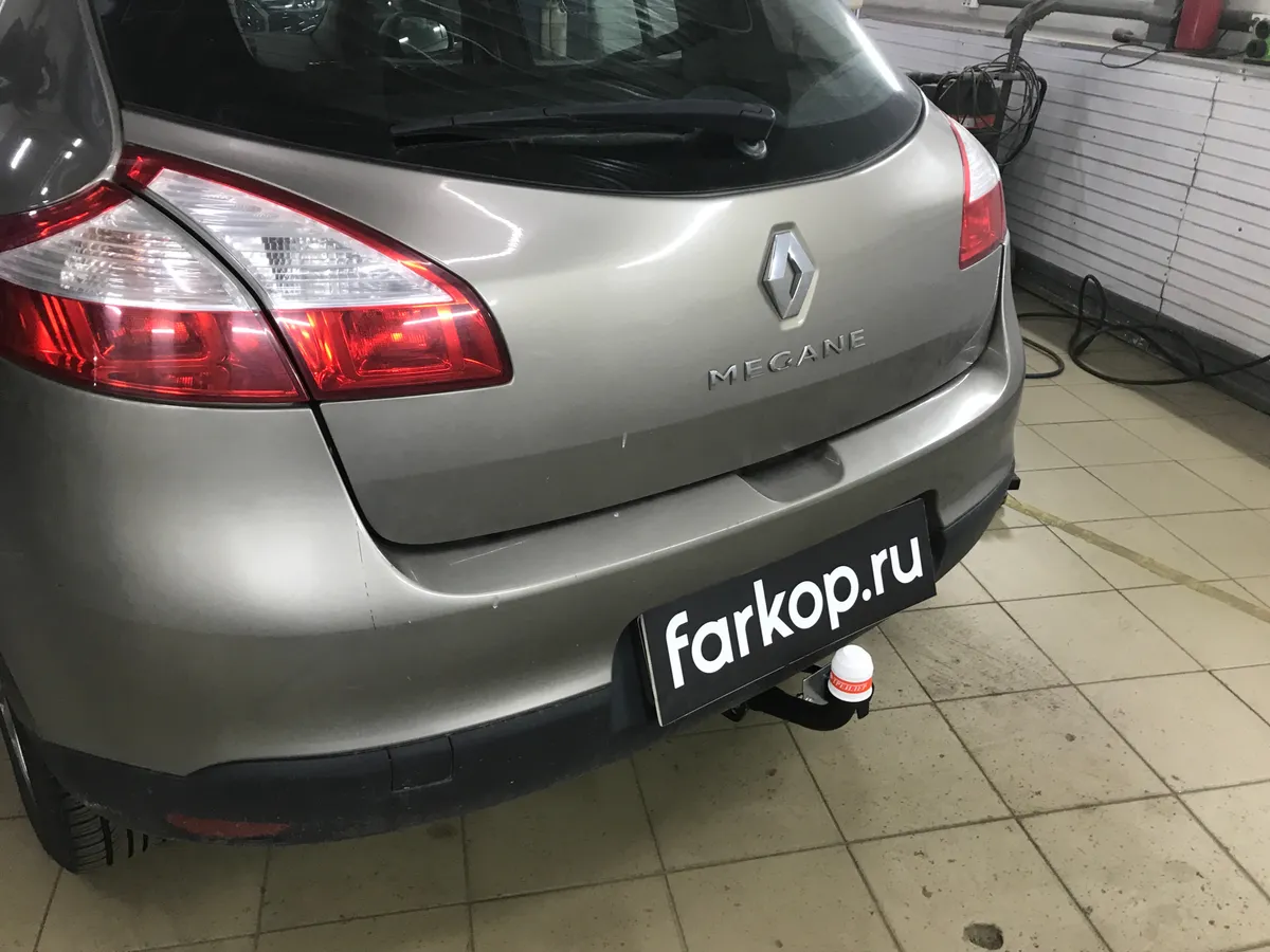 Фаркоп Трейлер для Renault Megane (5дв. хэтчбек ) 2008-2016 Арт. 9050 9050 в Казань