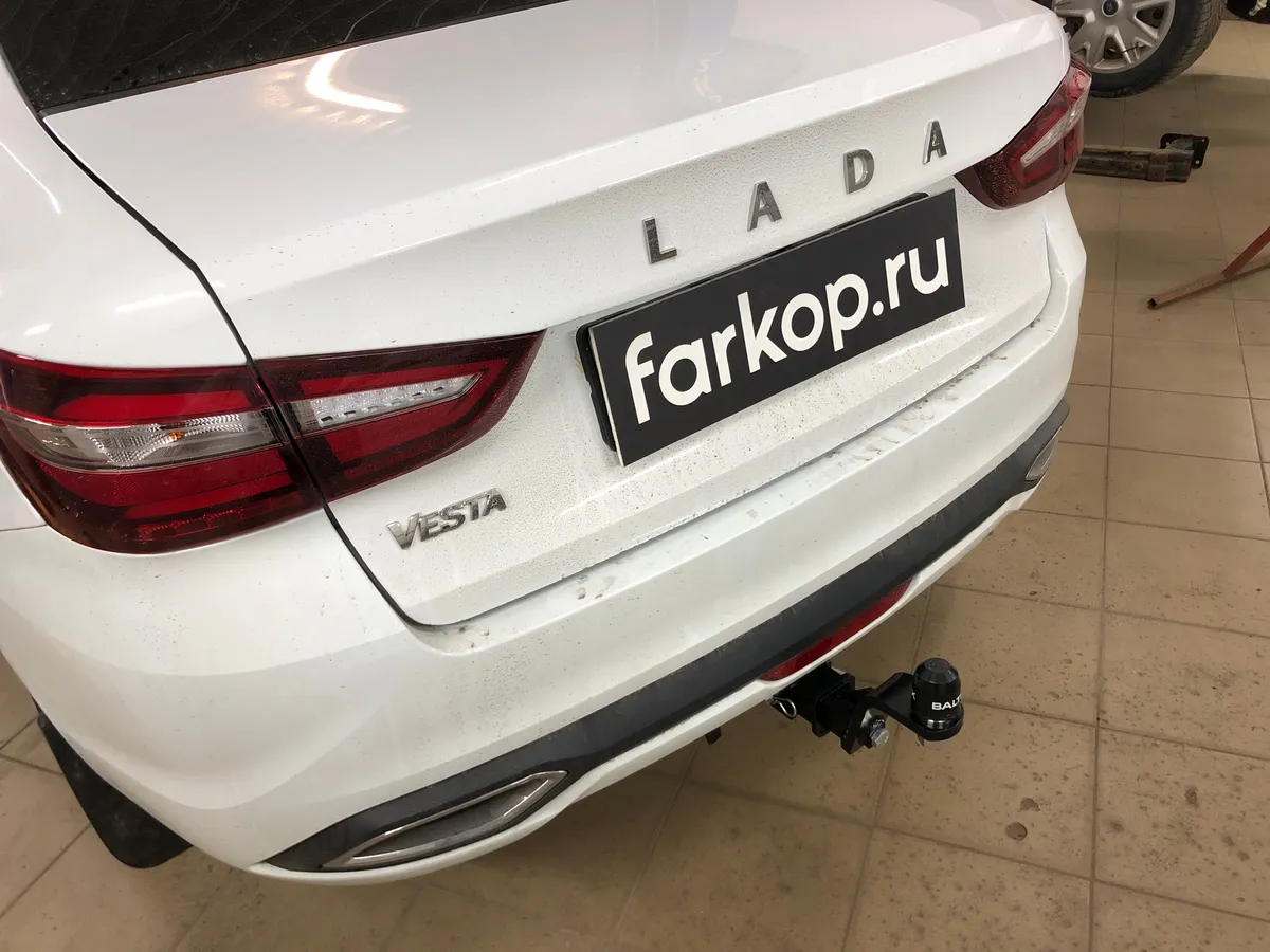 Фаркоп TowRus для Lada Vesta 2023- 279525 в Казань Фаркоп TowRus для Lada Vesta 2023- 279525 в Казань