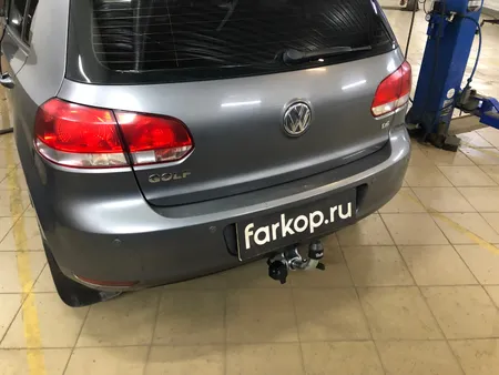 Фаркоп Galia для Volkswagen Golf 2008-2013 A038C в Казань