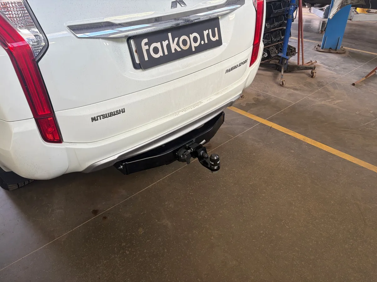 Фаркоп TowRus для Mitsubishi Pajero Sport 2017-2021 189379 в Казань