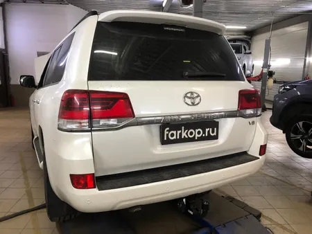 Фаркоп Steinhof для Toyota Land Cruiser J200 2008- T-172 в Казань