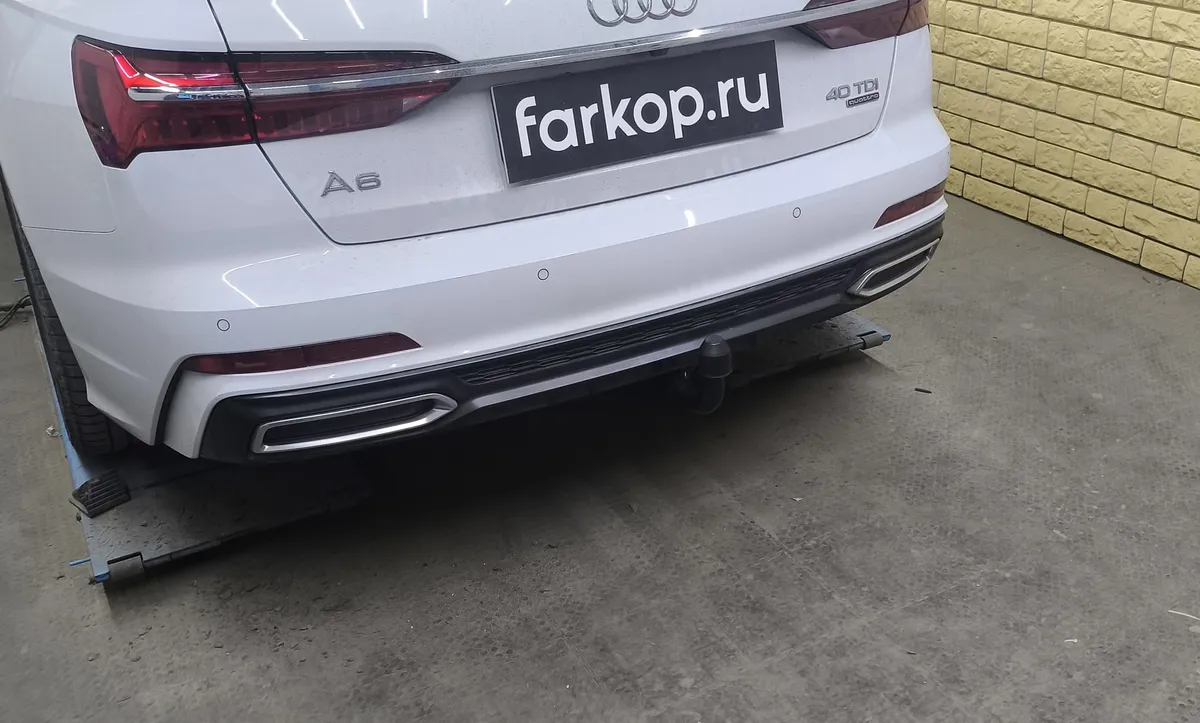 Фаркоп Galia для Audi A6 (седан, универсал) 2018- A051V в Казань