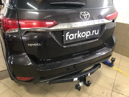 Фаркоп Трейлер для Toyota Fortuner 2017- Арт. 7870 7870 в Казань