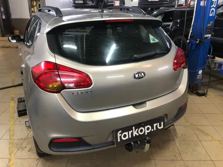 Фаркоп Galia для Kia Ceed (хетчбек) 2012-2018 H086A в Казань