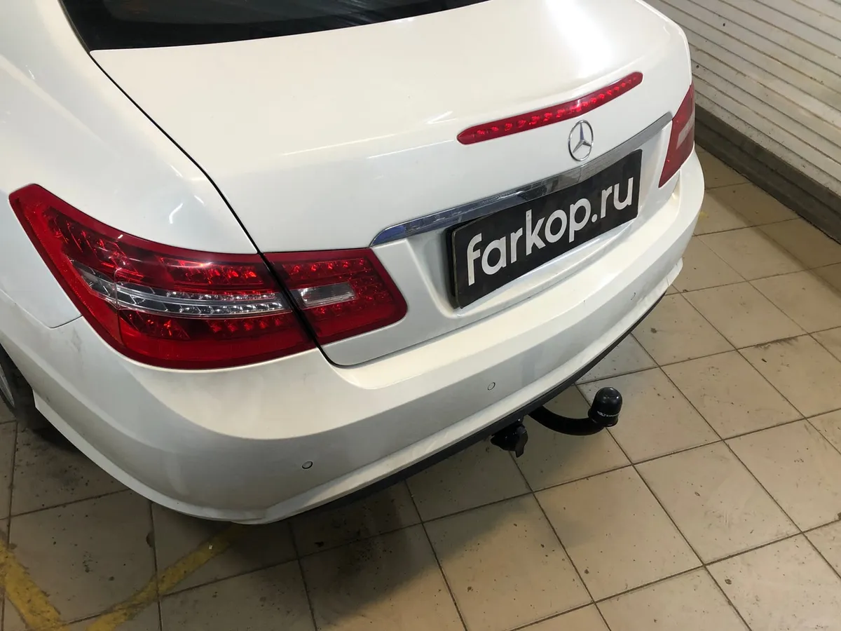 Фаркоп Steinhof для Mercedes E-class (купе) 2009-2016 M-150 в Казань
