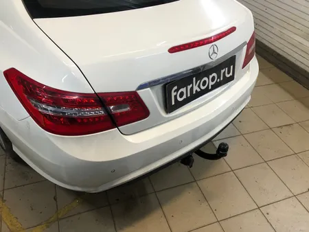 Фаркоп Steinhof для Mercedes E-class (купе) 2009-2016 M-150 в Казань