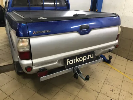 Фаркоп Galia для Mitsubishi L200 1996-2006 M120A в Казань