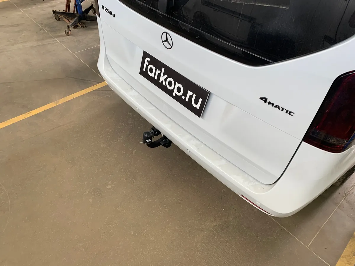 Фаркоп Steinhof для Mercedes V-class 2014- M-239 в Казань