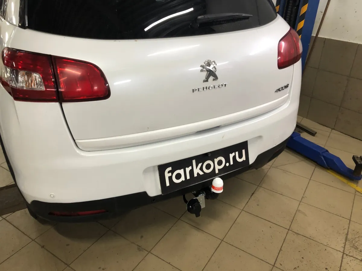 Фаркоп Трейлер для Peugeot 4008 2012-2016 7160 в Казань