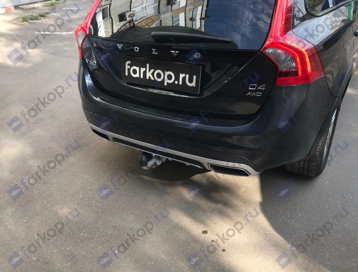 Установили фаркоп Galia для Volvo V60 2016 г. Установили фаркоп Galia для Volvo V60 2016 г.